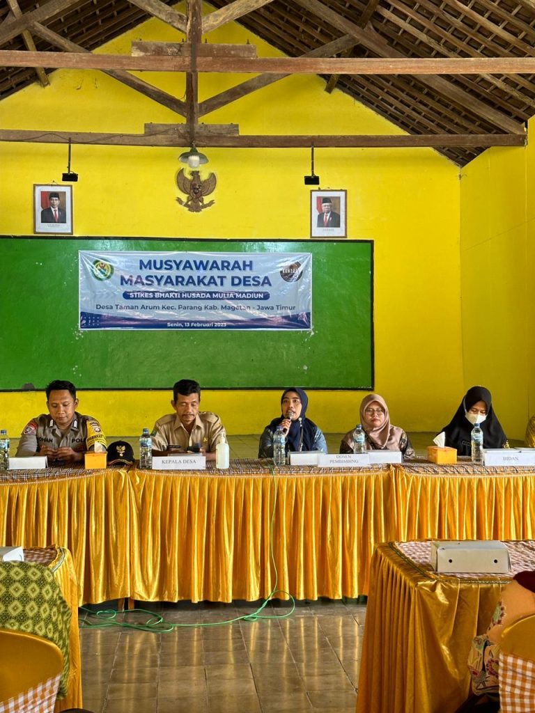 Pelaksanaan Musyawarah Masyarakat Desa (MMD) bersama Mahasiswa KKN-T STIKES Bhakti Husada Mulia Madiun